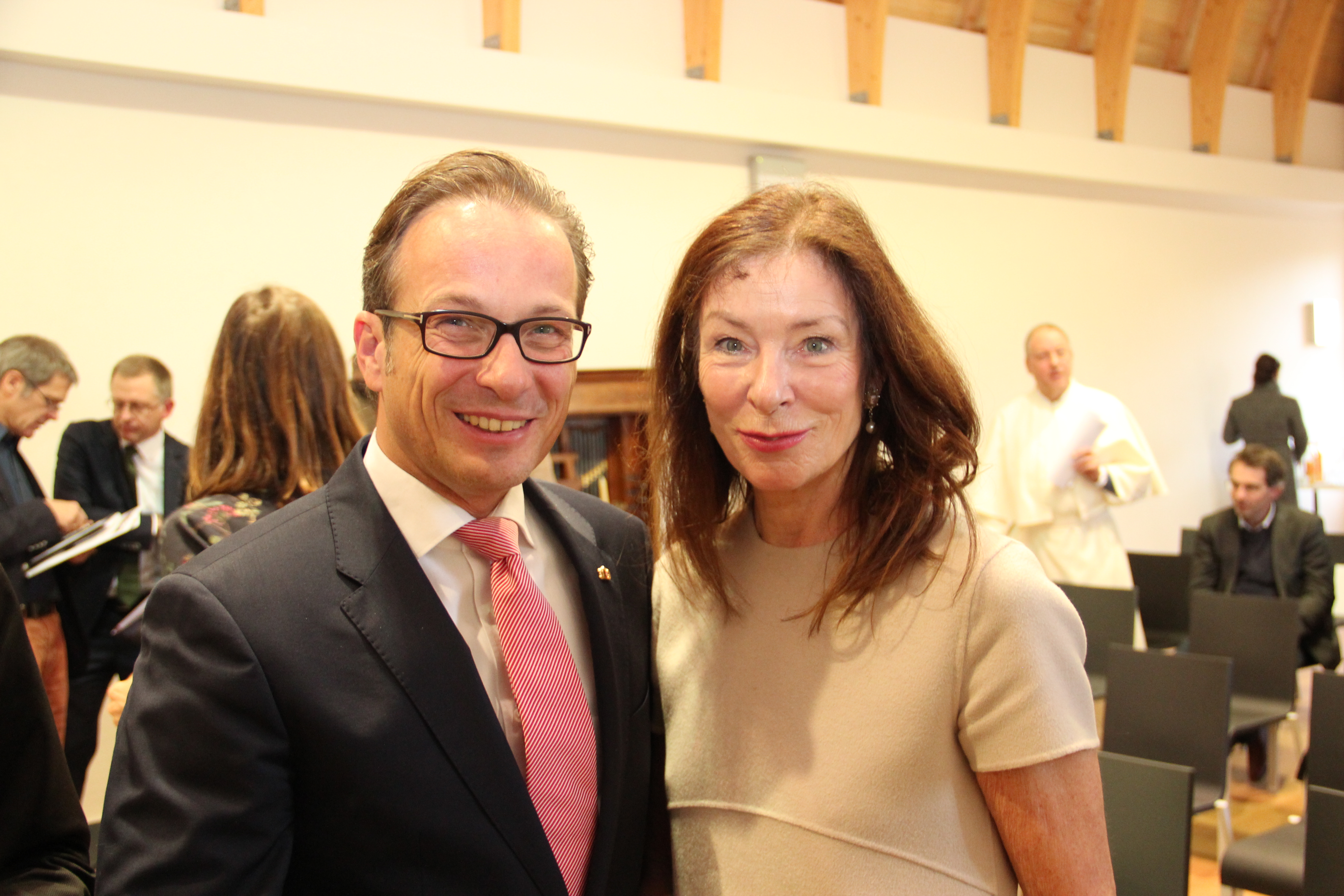 Bürgermeister Reiner Breuer mit der Vorsitzenden der deutschen UNESCO-Kommission, Dr. Verena Metze-Mangold