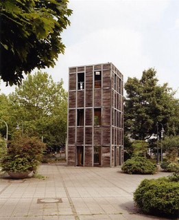 Holzturm von Haus Rucker, Hauptpost, 1985