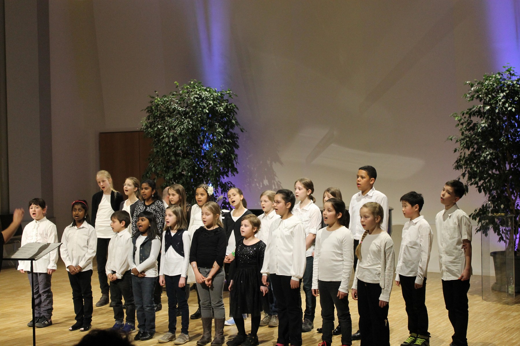 Kinderchor im Benefizkonzert